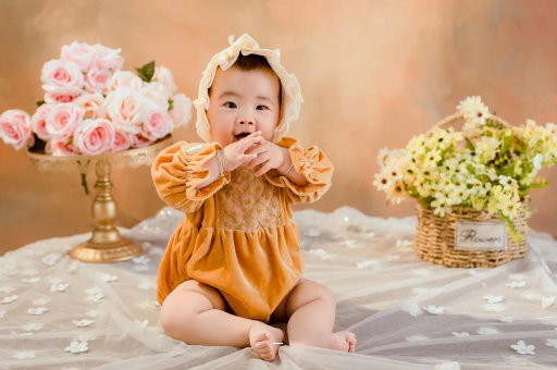 沂南宝宝吐舌头怎么回事